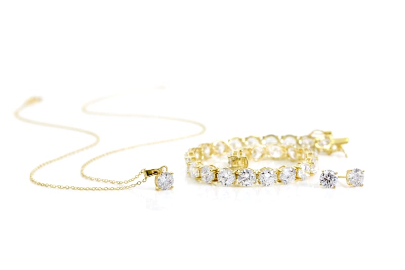 How to Clean Cubic Zirconia Jewelry