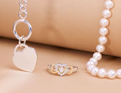 graduation pearls necklace ring and heart pendant