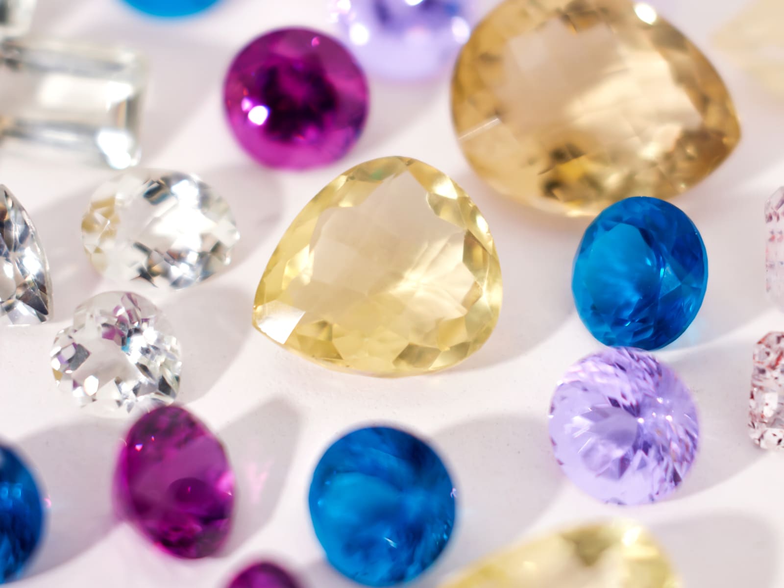 Auctions Loose Gemstones