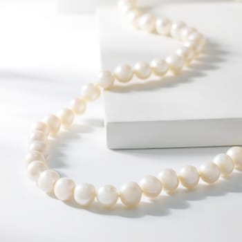 Pearl jewelry 