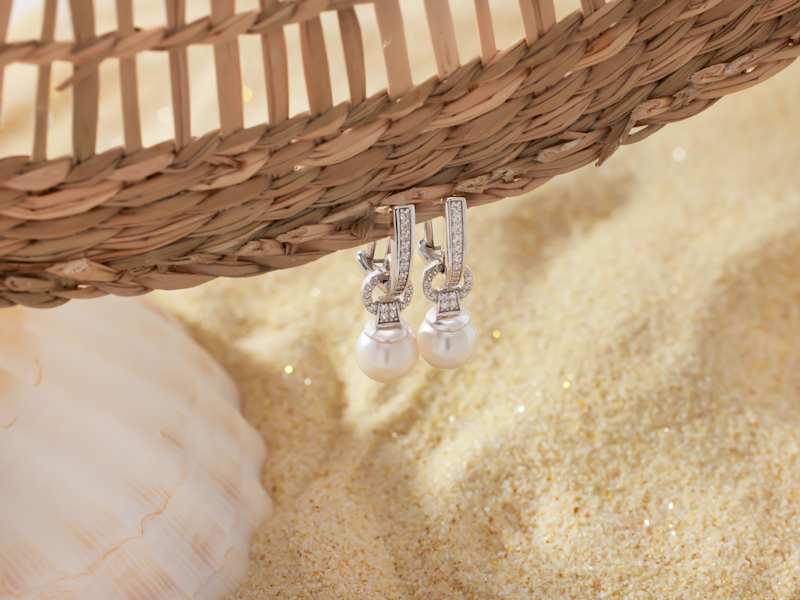 akoya and silver dangle earrings 