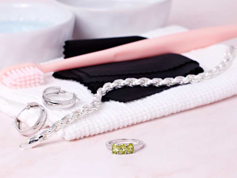 How to Clean Sterling Silver Jewelry
