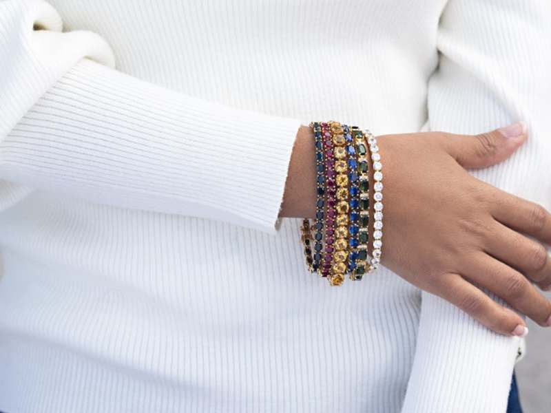 How to Mix, Match and Stack Your Bracelets Like a Fashionista