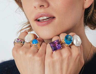 Color gemstone rings