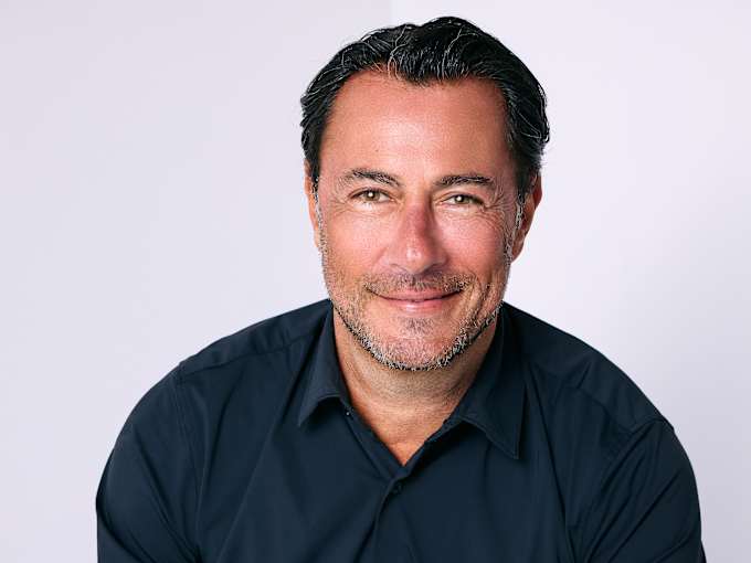 Daniel Green - Product Expert 