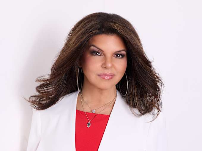 Nikki Stanzione 